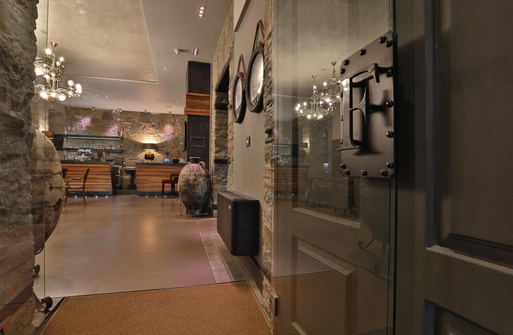 Forvm Boutique Hotel Triest Exterior foto